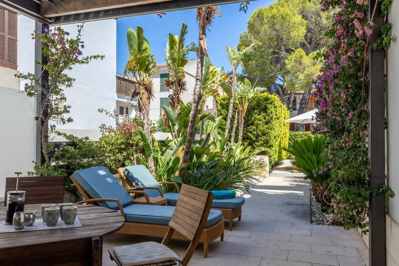 Apartment La Nau - Fantastic Apartment With Hot Tub And Pool, Just Steps Away From Beach Port de Pollenca