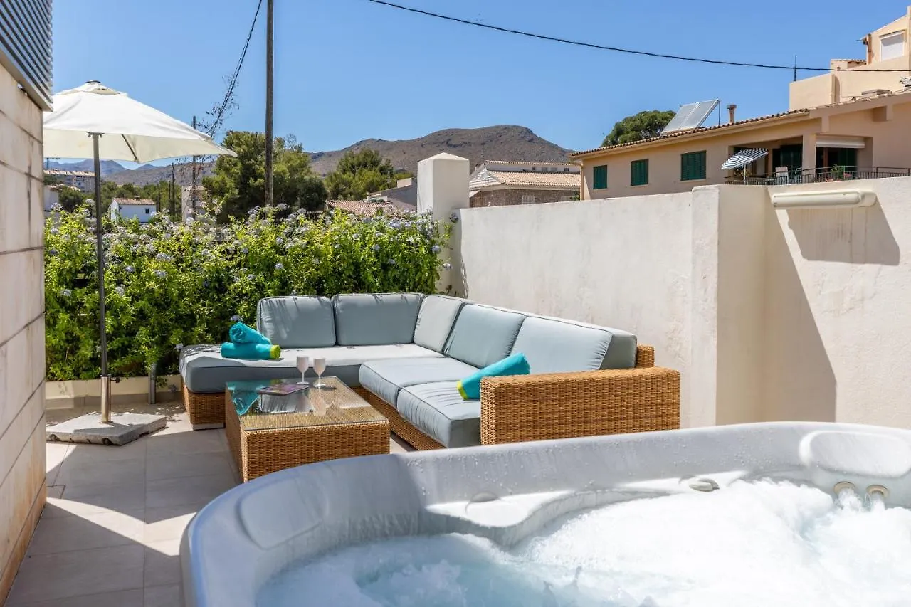 Apartment La Nau - Fantastic Apartment With Hot Tub And Pool, Just Steps Away From Beach Port de Pollenca 0*,  Spain