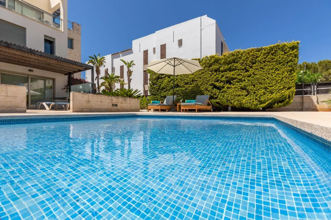 Apartment La Nau - Fantastic Apartment With Hot Tub And Pool, Just Steps Away From Beach Port de Pollenca Spain