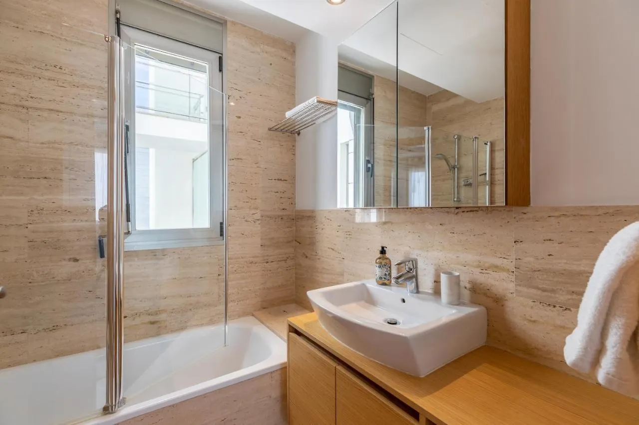 Apartment La Nau - Fantastic Apartment With Hot Tub And Pool, Just Steps Away From Beach Port de Pollenca Spain