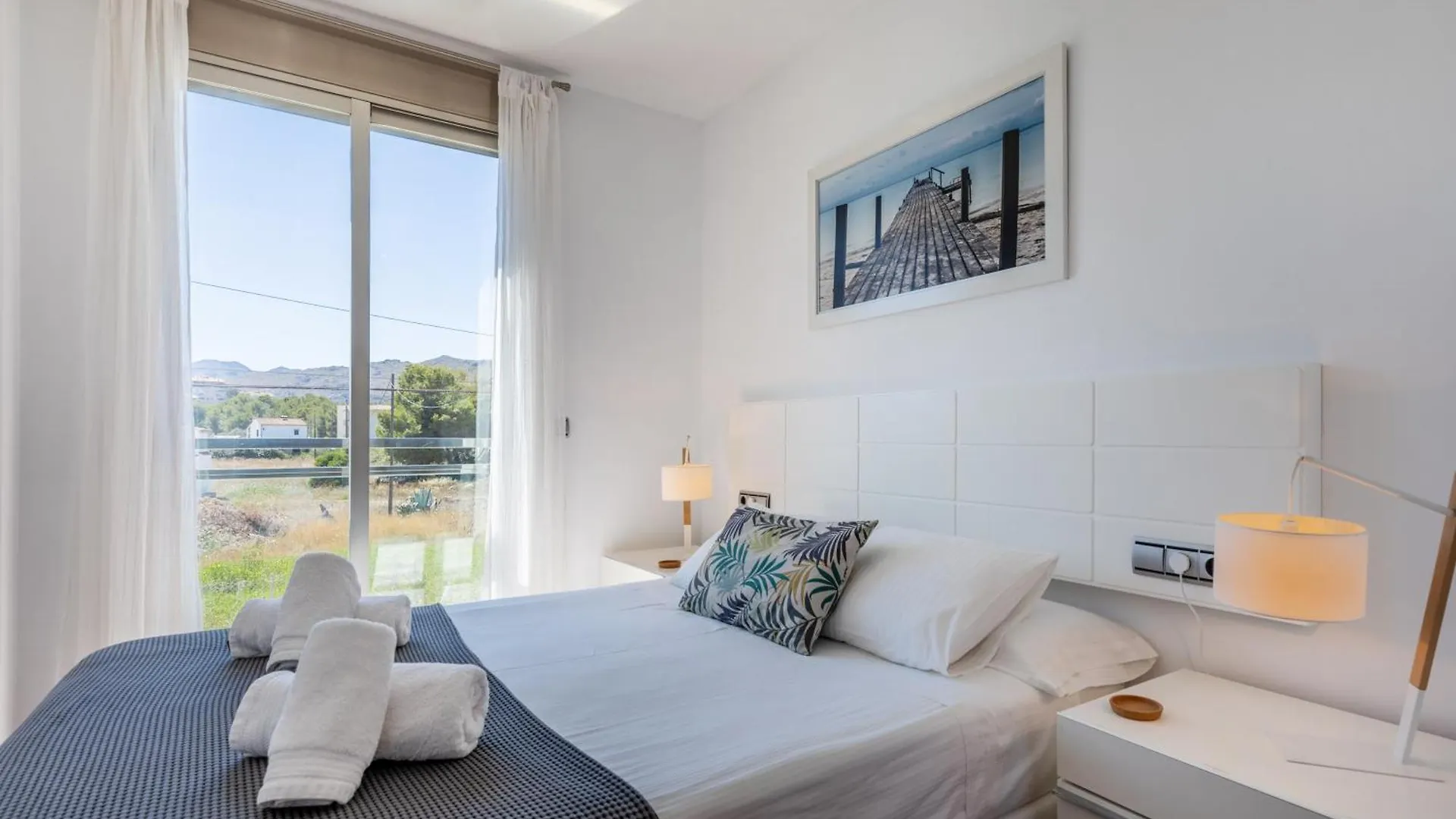 Apartment La Nau - Fantastic Apartment With Hot Tub And Pool, Just Steps Away From Beach Port de Pollenca Spain